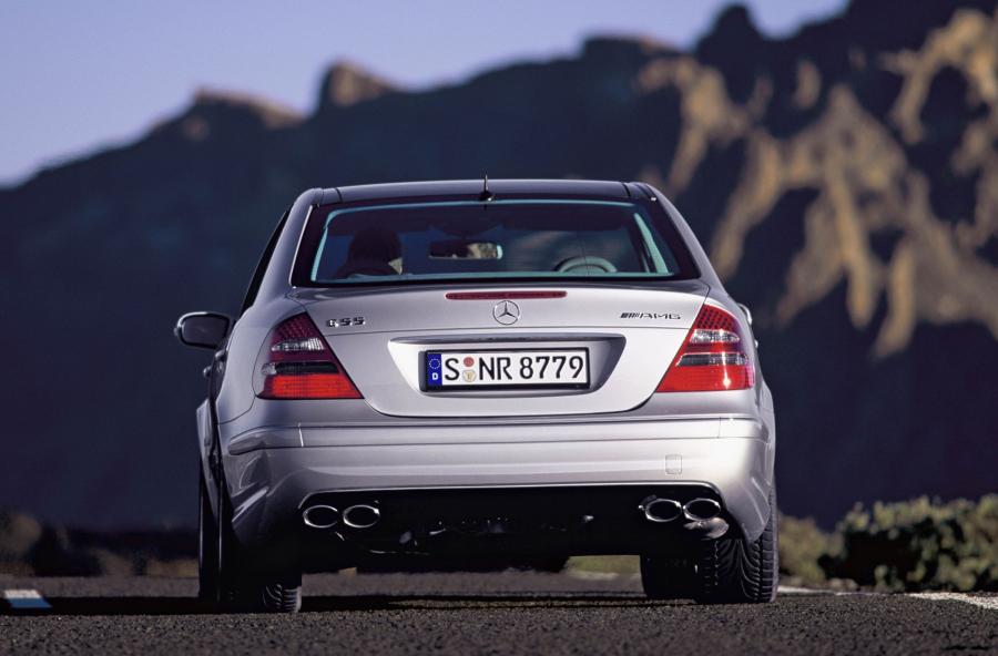  Mercedes-Benz E-Class 2002 года  (фото 107 из 448)
